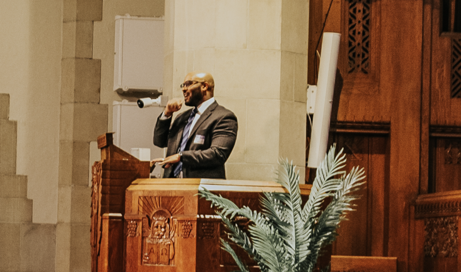 Worship at First Baptist Church of Greater Cleveland